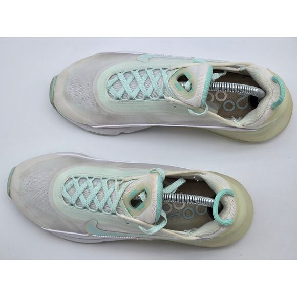 Nike Air Max 2090 Shoes Womens Size 8.5 Light Dew Pale Green Athletic Running - Picture 2 of 9